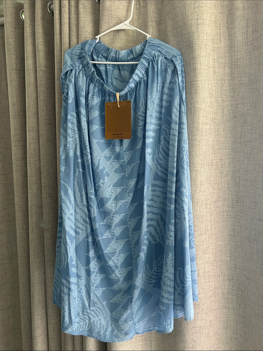 Kealopiko Halanalana Blue Skirt or can be a dress